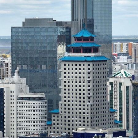 Beijing Palace Soluxe Hotel Astana Luaran gambar The building in 2011