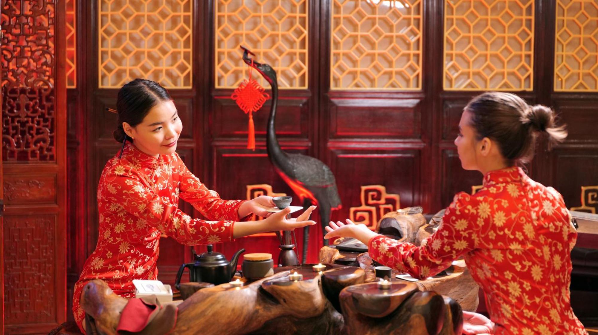 Beijing Palace Soluxe Hotel Astana Luaran gambar Tea ceremony
